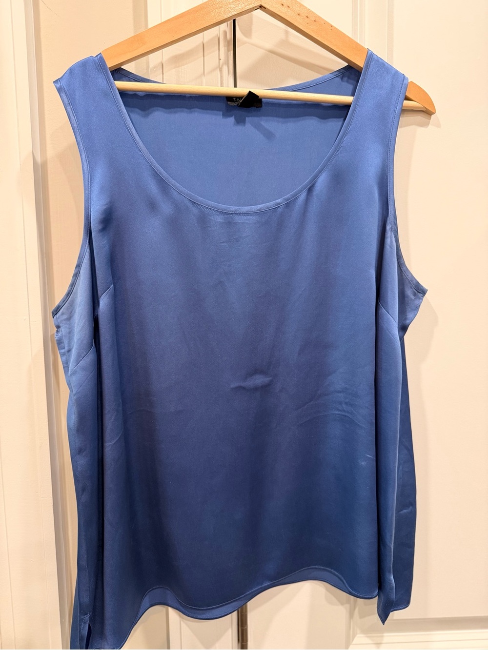 Talbots Periwinkle Scoop Neck Silk-Look Tank